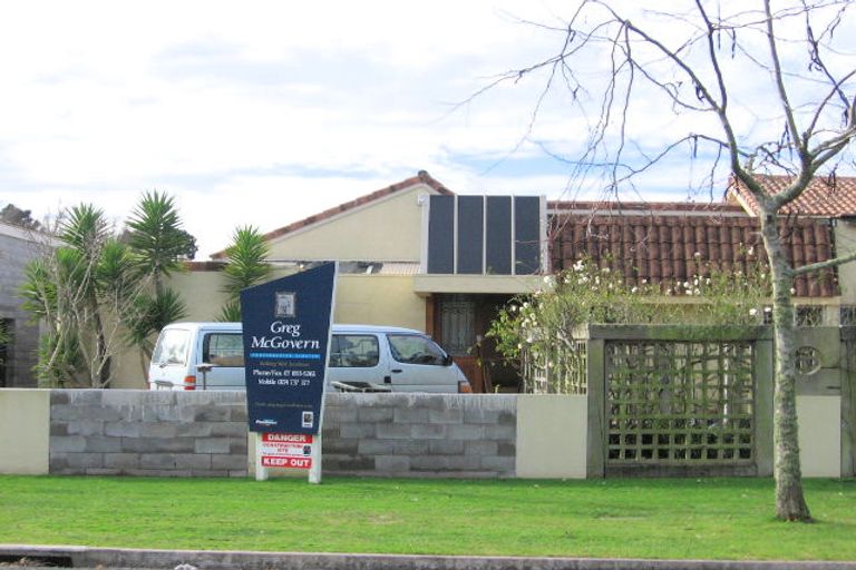 Photo of property in 60 Saint Andrews Terrace, St Andrews, Hamilton, 3200