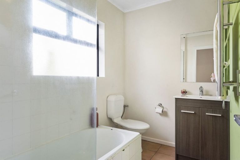 Photo of property in 3/25 Birchfield Road, Hauraki, Auckland, 0622