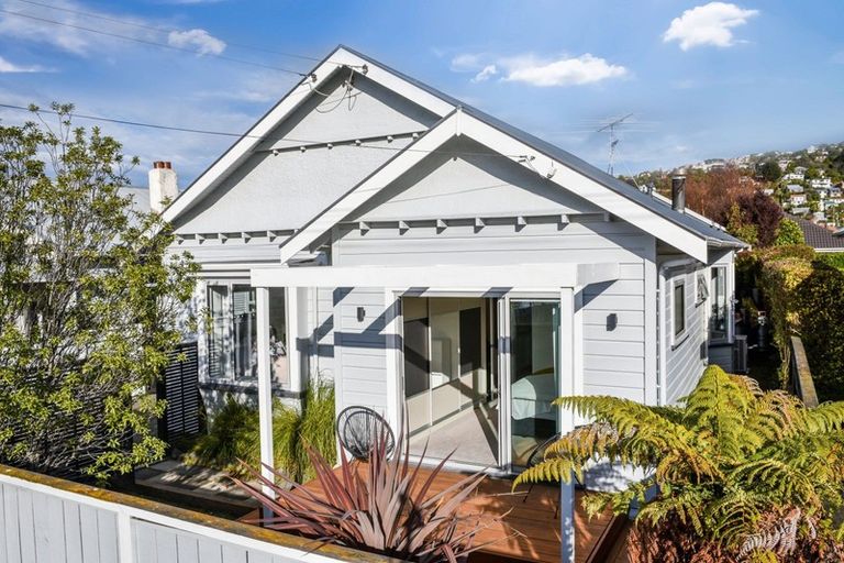 Photo of property in 18 Pretoria Avenue, Saint Clair, Dunedin, 9012