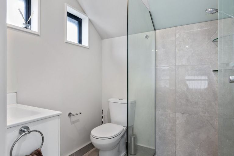 Photo of property in 500a Barbadoes Street, Edgeware, Christchurch, 8013