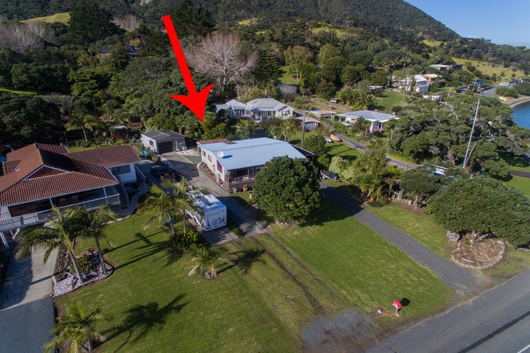 Photo of property in 65 Urquharts Bay Road, Whangarei Heads, Whangarei, 0174