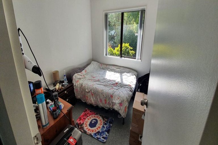 Photo of property in 14a Mason Street, Moera, Lower Hutt, 5010