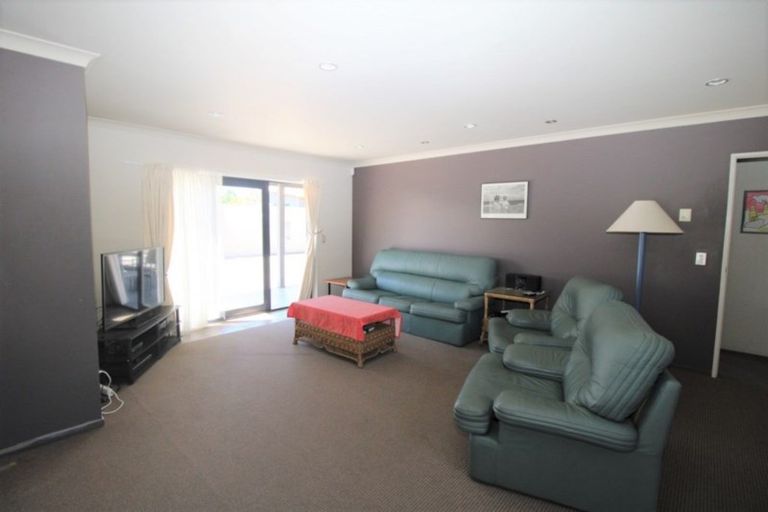 Photo of property in 134 Puka Crescent, Matarangi, Whitianga, 3592