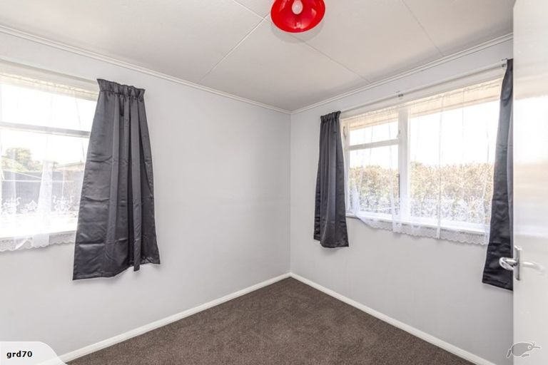 Photo of property in 180 Puriri Street, Castlecliff, Whanganui, 4501