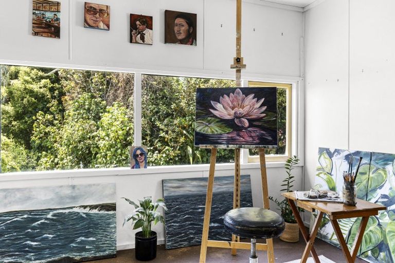 Photo of property in 401 Koru Road, Koru, New Plymouth, 4374