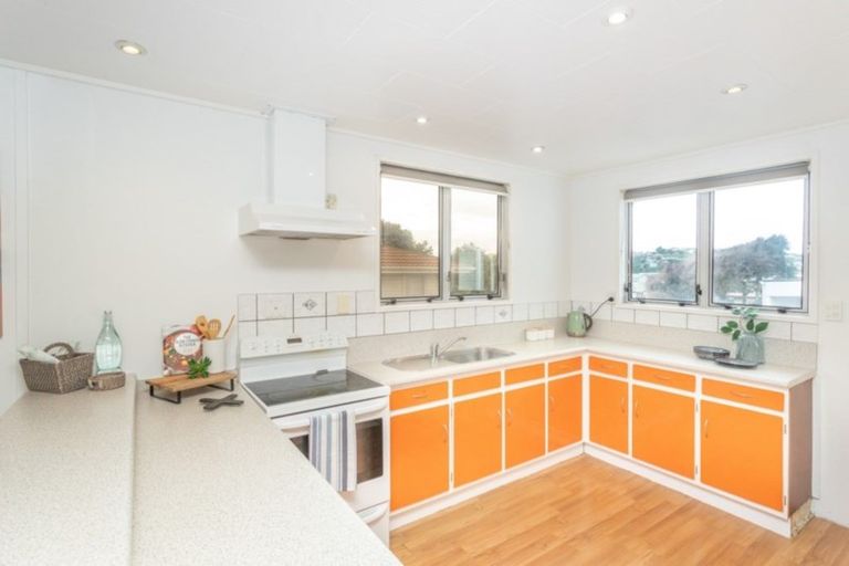 Photo of property in 71 Te Pene Avenue, Titahi Bay, Porirua, 5022