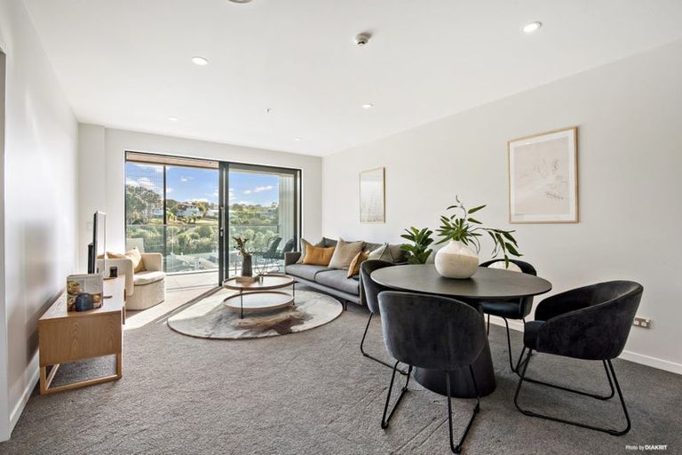 Photo of property in The Victor, 112/4 Bute Road, Browns Bay, Auckland, 0630