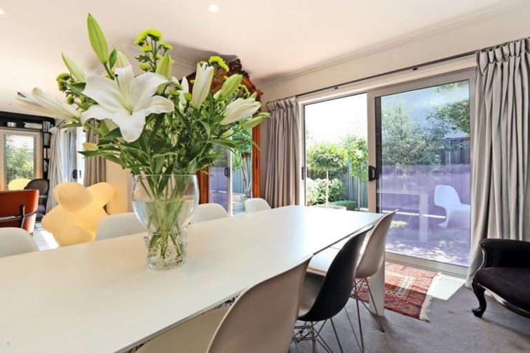 Photo of property in 48a Te Aute Road, Havelock North, 4130