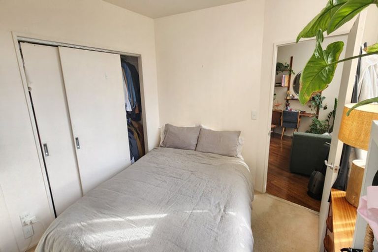 Photo of property in Hume House, 2/152 The Terrace, Wellington Central, Wellington, 6011