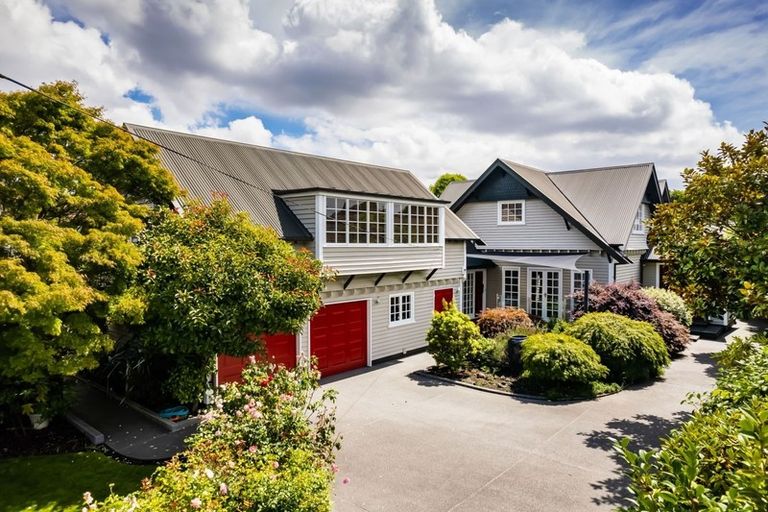 Photo of property in 29 Leinster Road, Merivale, Christchurch, 8014