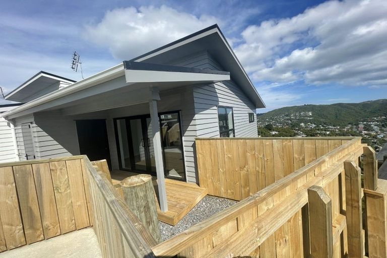 Photo of property in 18 Cathie Place, Karori, Wellington, 6012