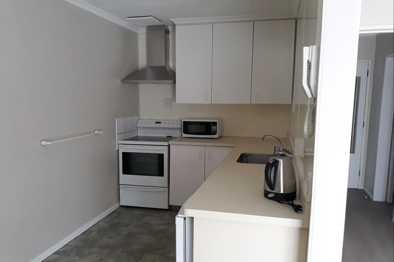 Photo of property in 203 Fitzherbert Avenue, West End, Palmerston North, 4410