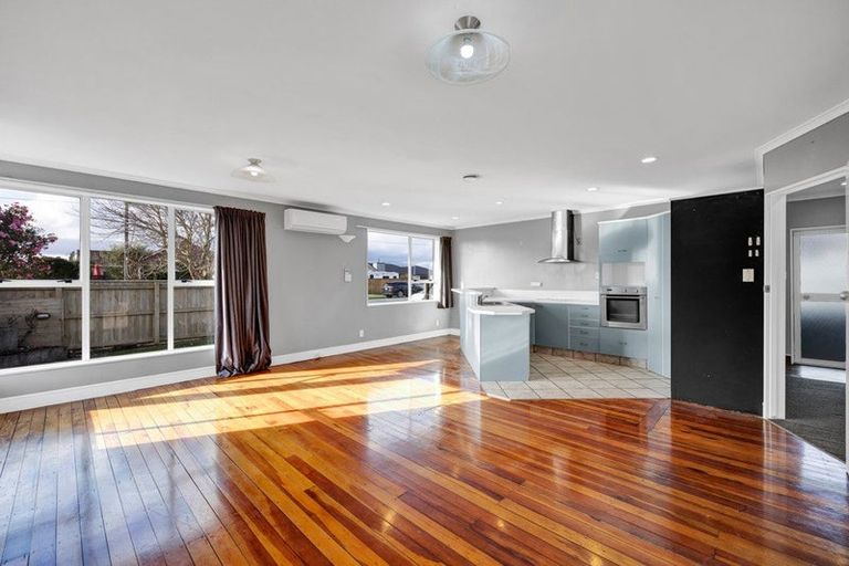 Photo of property in 35 Fantham Street, Hawera, 4610