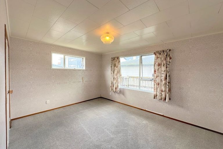 Photo of property in 7 Funnell Place, Manurewa, Auckland, 2102