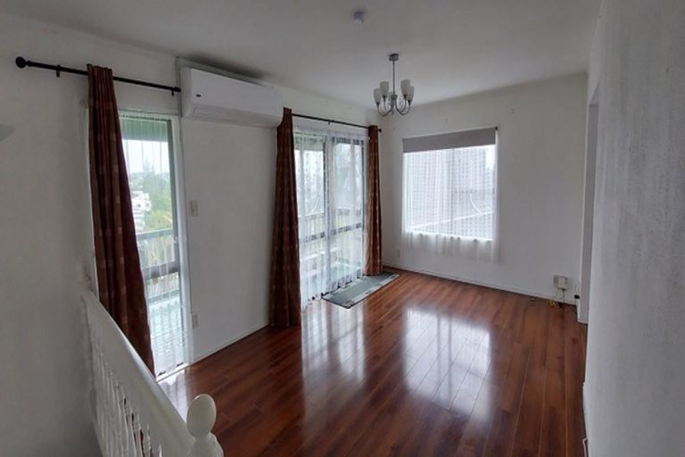 Photo of property in 1/101 Langana Avenue, Browns Bay, Auckland, 0630