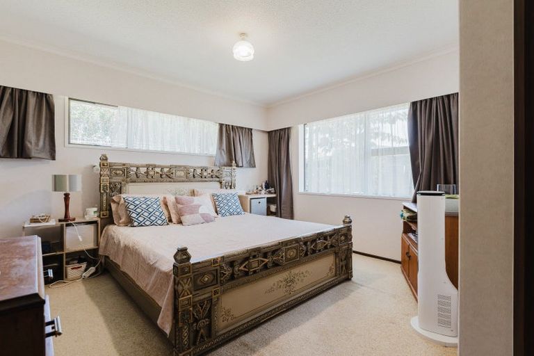Photo of property in 22 Hind Place, Hokowhitu, Palmerston North, 4410
