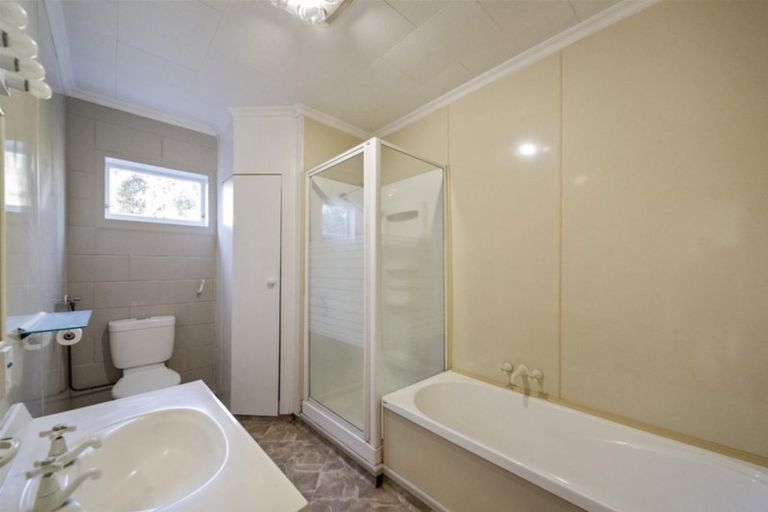 Photo of property in 2 Hamlet Street, Stratford, 4332