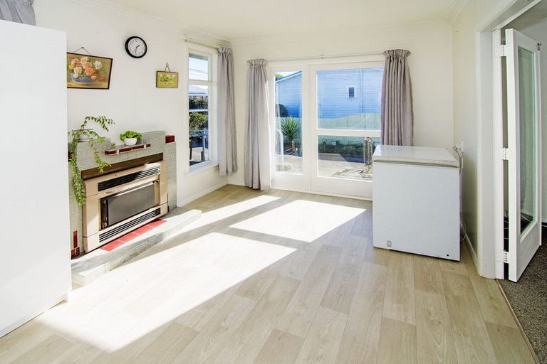 Photo of property in 15 Johnstone Street, Masterton, 5810