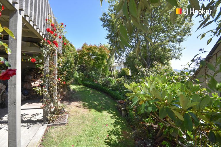 Photo of property in 28 Elwyn Crescent, Green Island, Dunedin, 9018