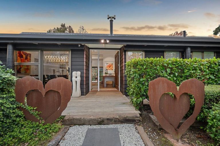 Photo of property in 36 Robinson Road, Coatesville, Albany, 0793