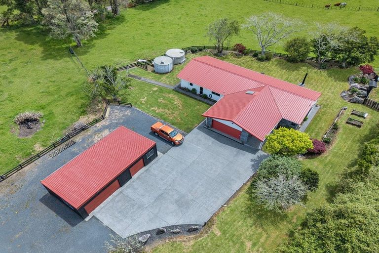 Photo of property in 80 Pataua Road North, Whareora, Whangarei, 0175