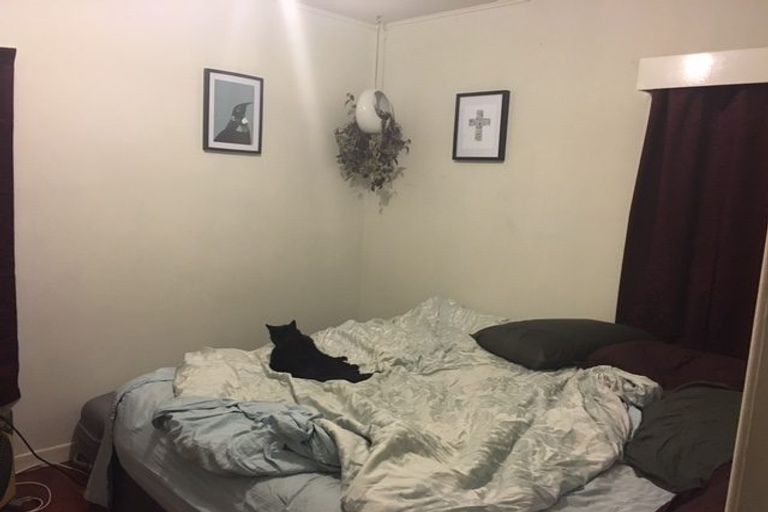 Photo of property in 16 Nandana Drive, Glen Eden, Auckland, 0602