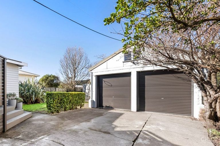 Photo of property in 9 Hinemoa Street, Waiwhetu, Lower Hutt, 5010