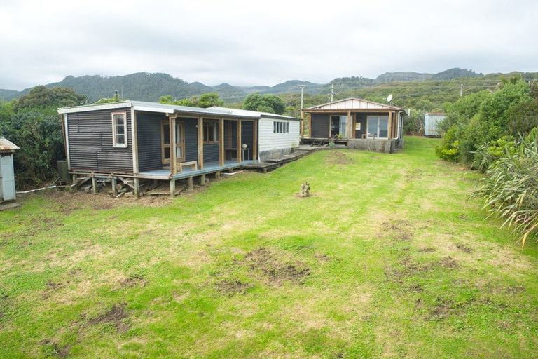 Photo of property in 1307 Coast Road, Nine Mile, Runanga, 7873