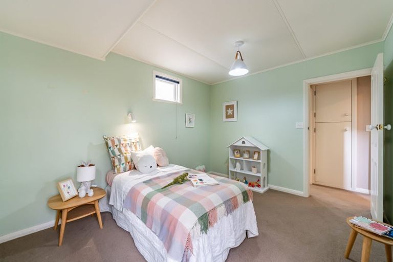Photo of property in 309 Muritai Road, Eastbourne, Lower Hutt, 5013