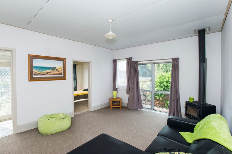 Photo of property in 120 Main Road, Makaraka, Gisborne, 4010