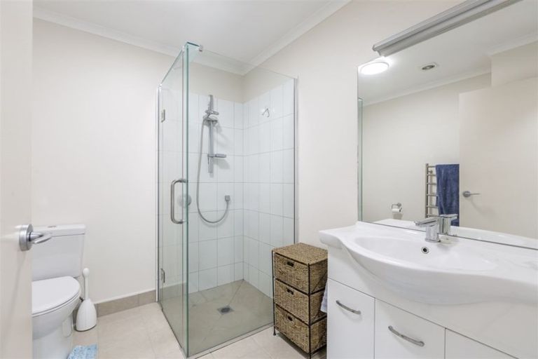 Photo of property in 4/9 Wellington Street, Papakura, 2110