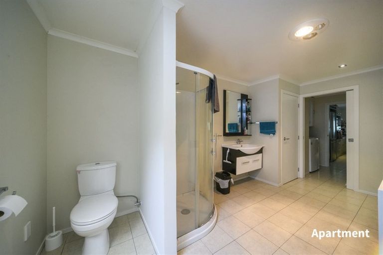 Photo of property in 4 Waicola Drive, Fitzherbert, Palmerston North, 4471