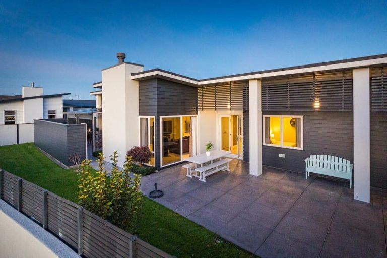 Photo of property in 1 Rodeo Drive, Kelvin Grove, Palmerston North, 4414
