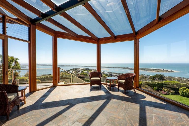 Photo of property in 123 Glenstrae Road, Redcliffs, Christchurch, 8081