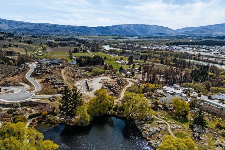 Photo of property in 19 Lanes Road, Bridge Hill, Alexandra, 9320