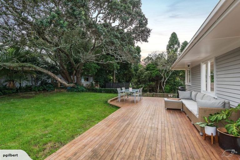 Photo of property in 2/12 Howe Street, Howick, Auckland, 2014