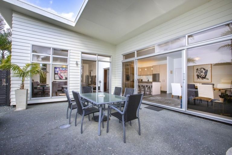 Photo of property in 50 Paraoa Crescent, Omaha, Warkworth, 0986