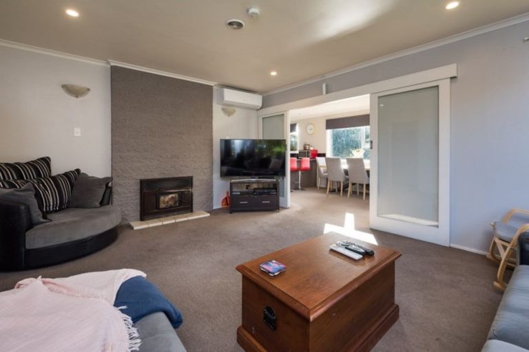 Photo of property in 2 Lynley Crescent, Blenheim, 7201