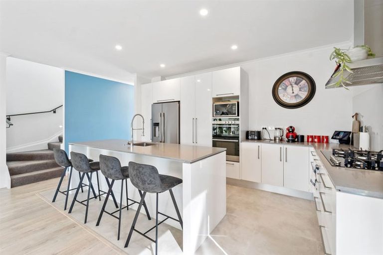 Photo of property in 21 Tyler Davies Drive, Red Beach, 0932