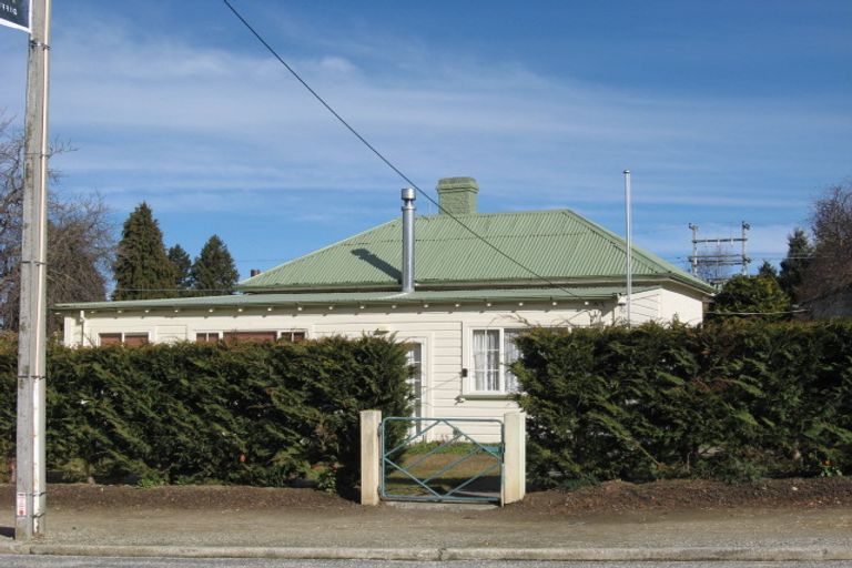 Photo of property in 13 Leven Street, Naseby, 9396