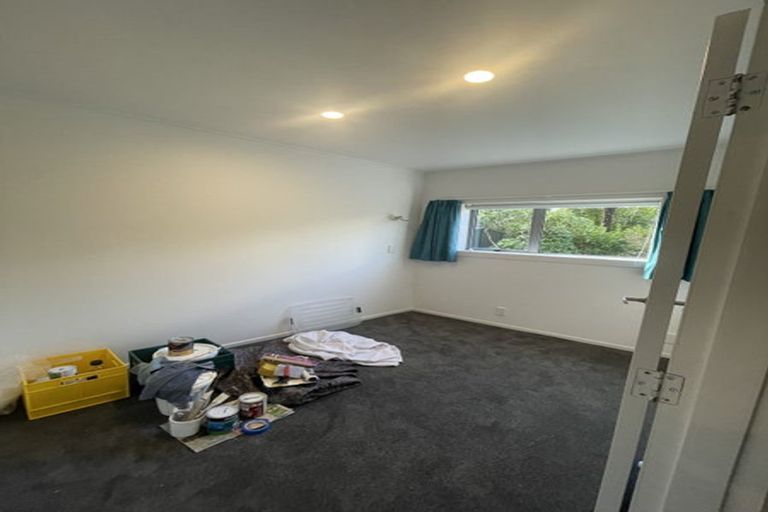 Photo of property in 1/69 Simla Crescent, Khandallah, Wellington, 6035