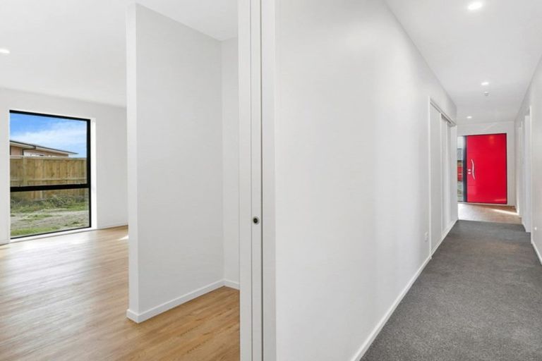 Photo of property in 32 Northside Drive, Waikuku, Rangiora, 7473