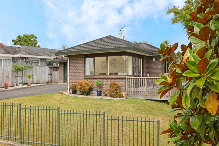 Photo of property in 12 Harvest Drive, Henderson, Auckland, 0612