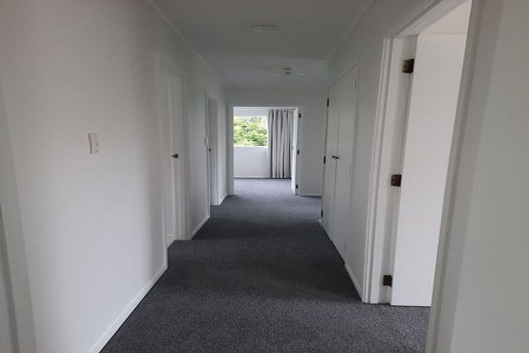 Photo of property in 4 Capricorn Place, Browns Bay, Auckland, 0630