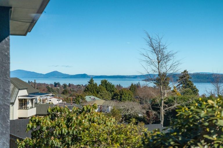 Photo of property in 1/81 Shepherd Road, Waipahihi, Taupo, 3330