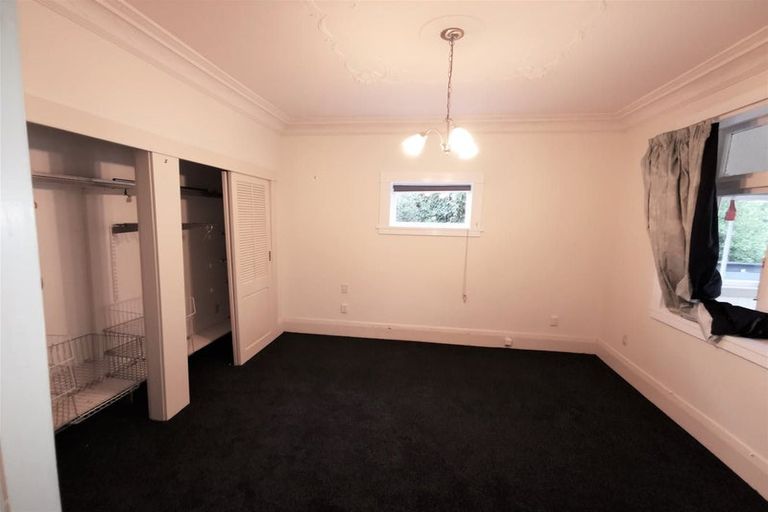 Photo of property in 85 Cambridge Terrace, Waterloo, Lower Hutt, 5011