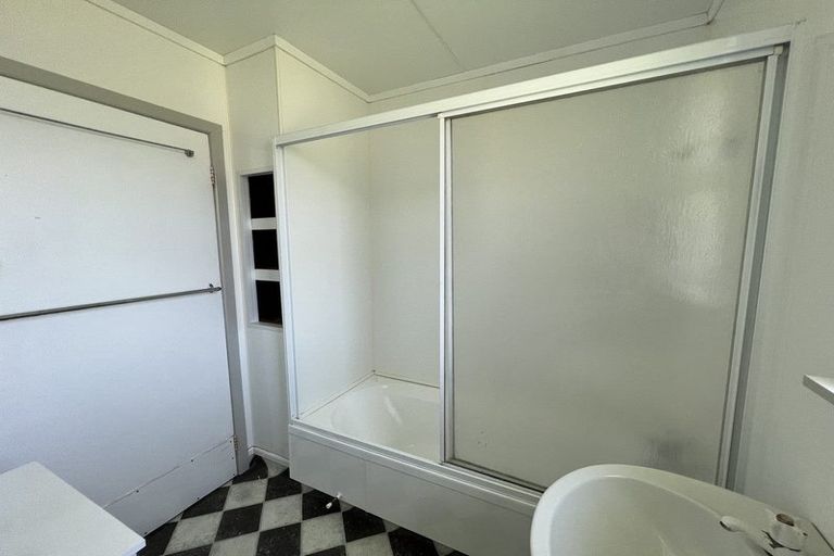 Photo of property in 53 Mould Street, Waitara, 4320