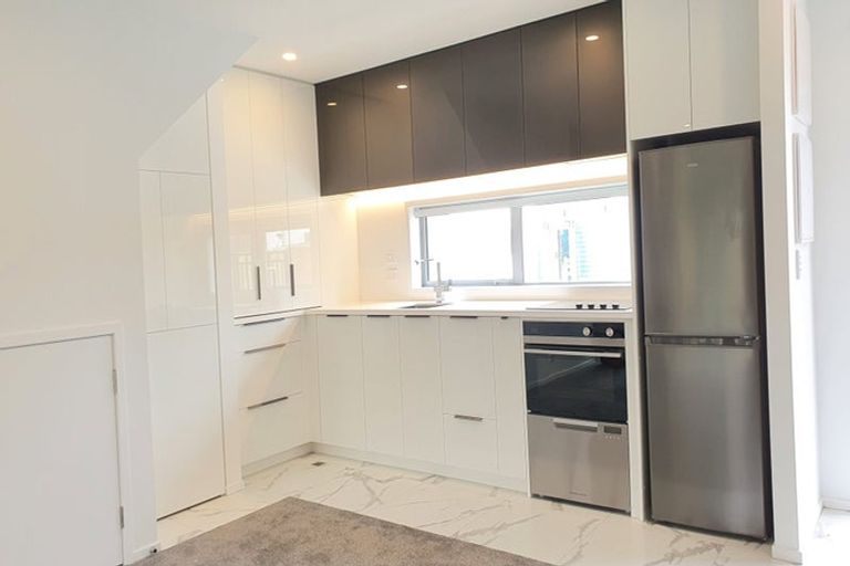 Photo of property in 2/6 Darvel Street, Riccarton, Christchurch, 8011