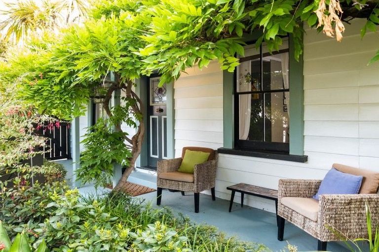 Photo of property in 2 Paradise Road, Napier South, Napier, 4110