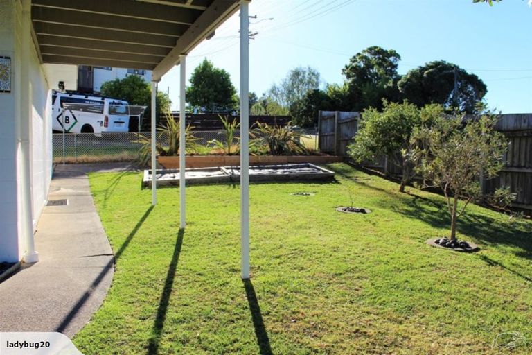 Photo of property in 1/148 Stredwick Drive, Torbay, Auckland, 0630